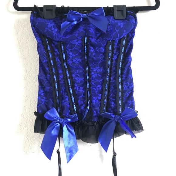 HOT TOPIC Bodice - Picture 1 of 3